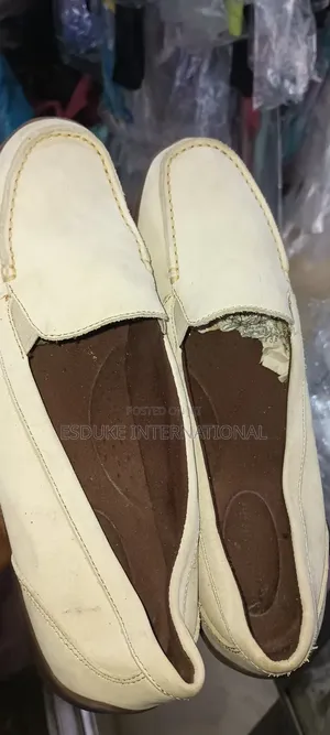 Flat Ladies Shoes