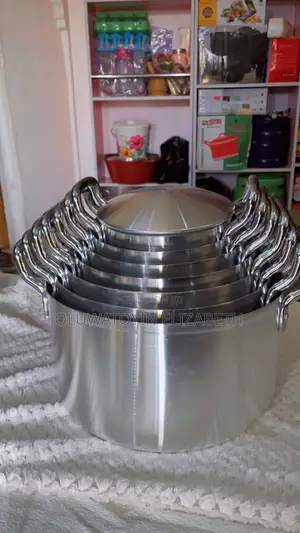 7-Set Tornado Pots