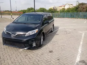 Toyota Sienna LE 7-Passenger Mobility 4dr Minivan (3.5L 6cyl 6A) 2015