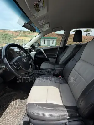 Toyota RAV4 2014 Red