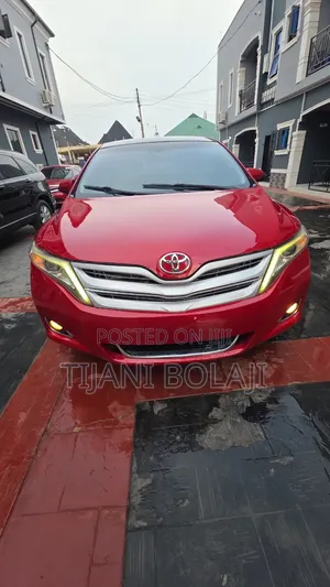 Toyota Venza Limited 2011 Orange