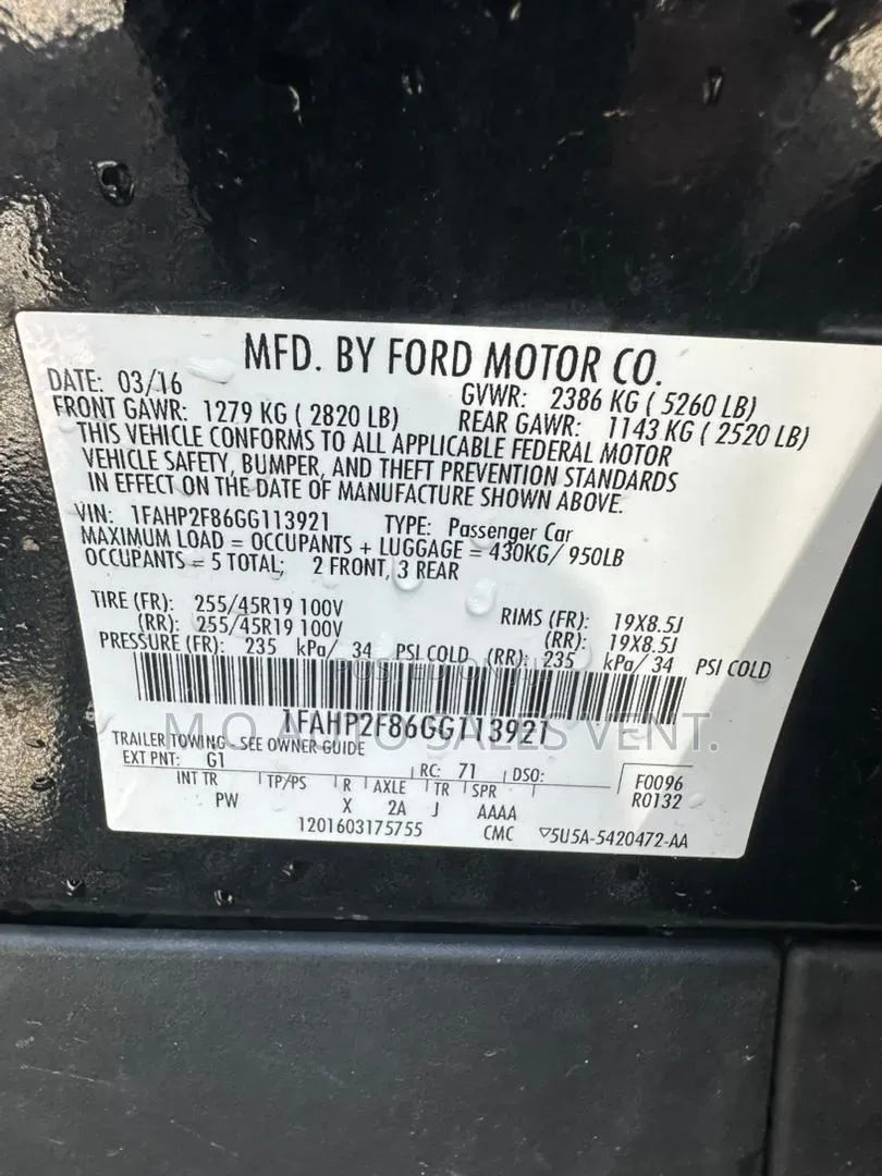 Ford Taurus 4dr Sedan 2016 Black
