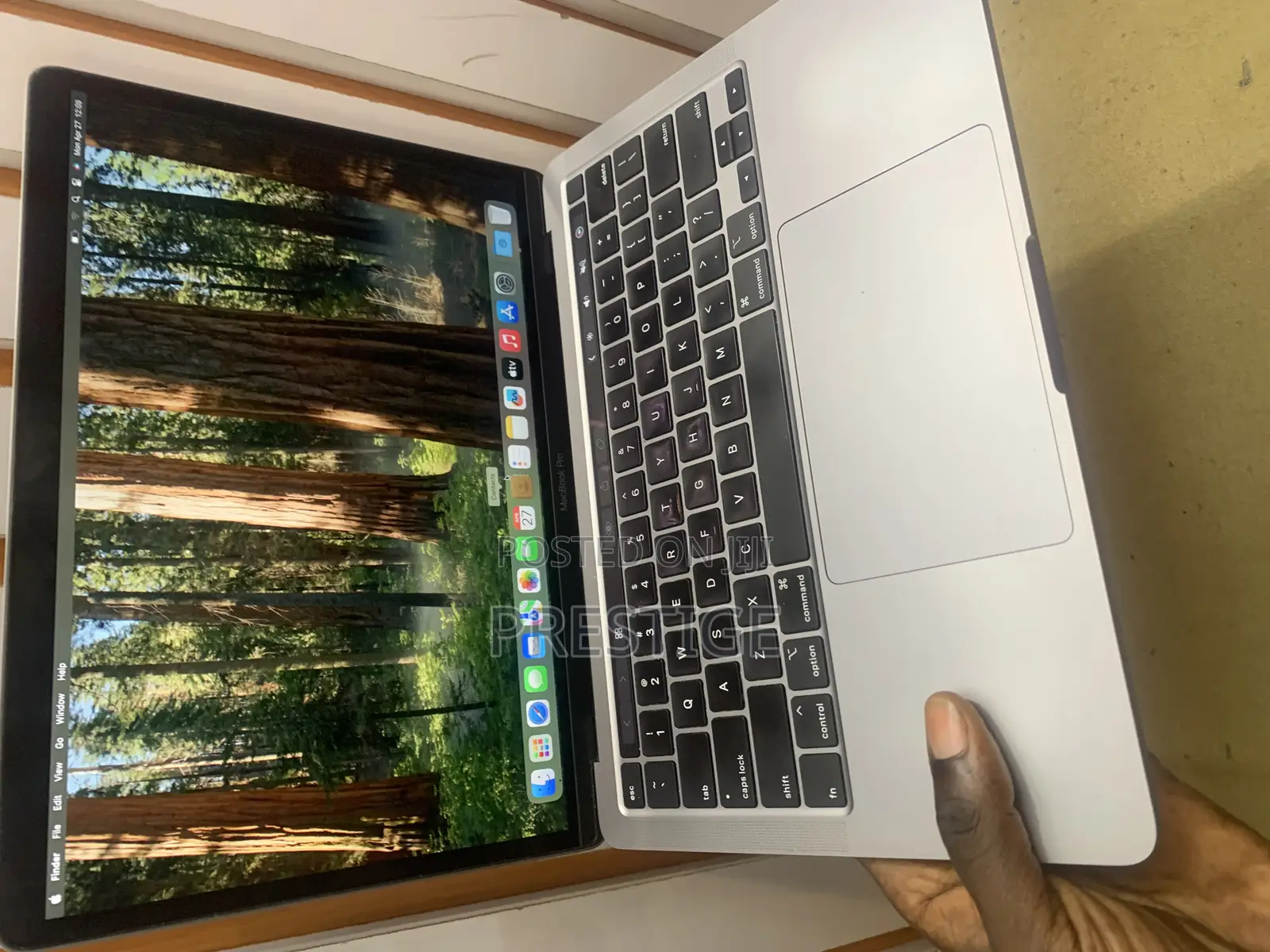 Laptop Apple MacBook Pro 2020 32GB Intel Core i7 SSD 512GB