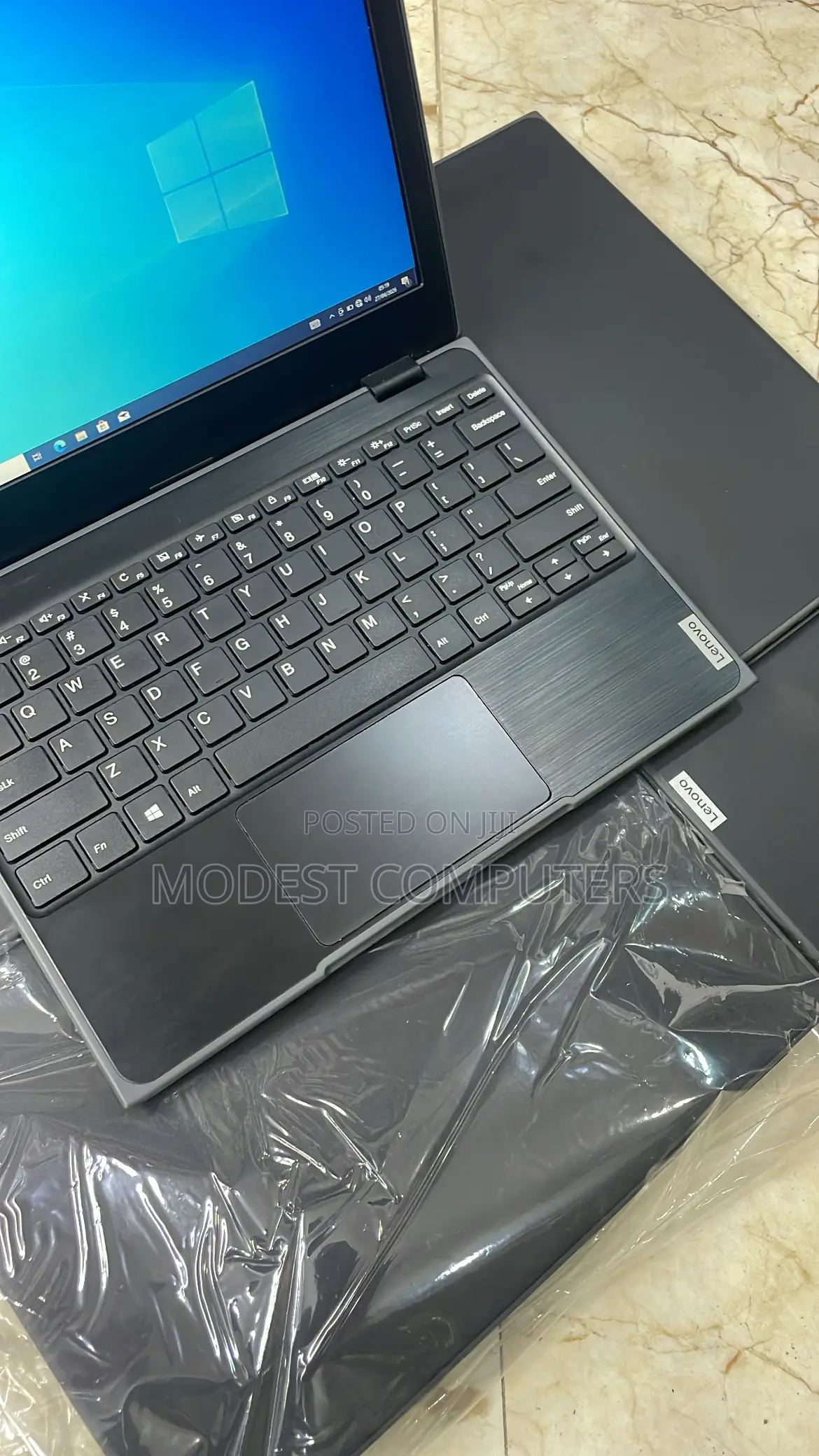 Laptop Lenovo 100e 4GB Intel SSD 60GB