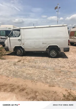 Nissan Civilian 2005 White