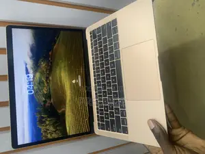 Laptop Apple MacBook Air 2019 8GB Intel Core i5 SSD 256GB