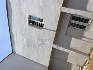 2bdrm Apartment in Ile Iwe, Abule Egba for rent