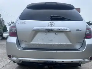 Toyota Highlander Hybrid 2010 Silver