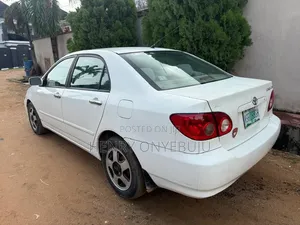 Toyota Corolla LE 2007 White