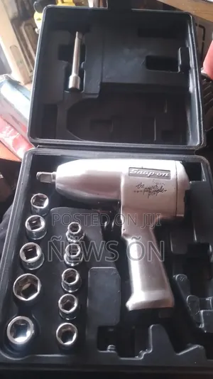 1 This Is A Snap-on Impact Wrench Similar 1/2-inch Drive Pneumatic