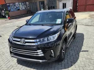 Toyota Highlander XLE V6 4x4 (3.5L 6cyl 6A) 2016 Black
