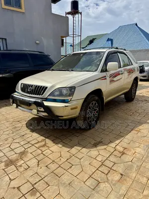 Lexus RX 300 2WD 2002 White