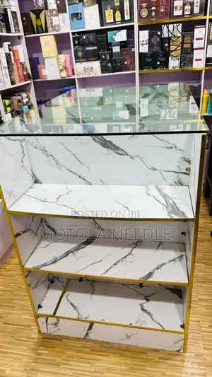 Display Shelf