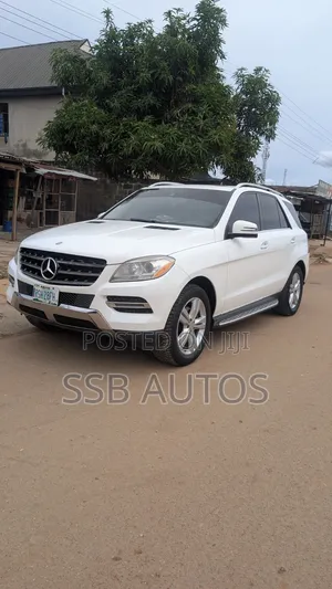 Mercedes-Benz M Class ML350 4MATIC 4dr SUV AWD (3.5L 6cyl 7A) 2015