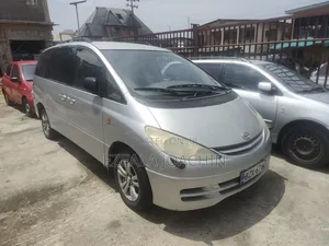 Toyota Previa 2002 Gray
