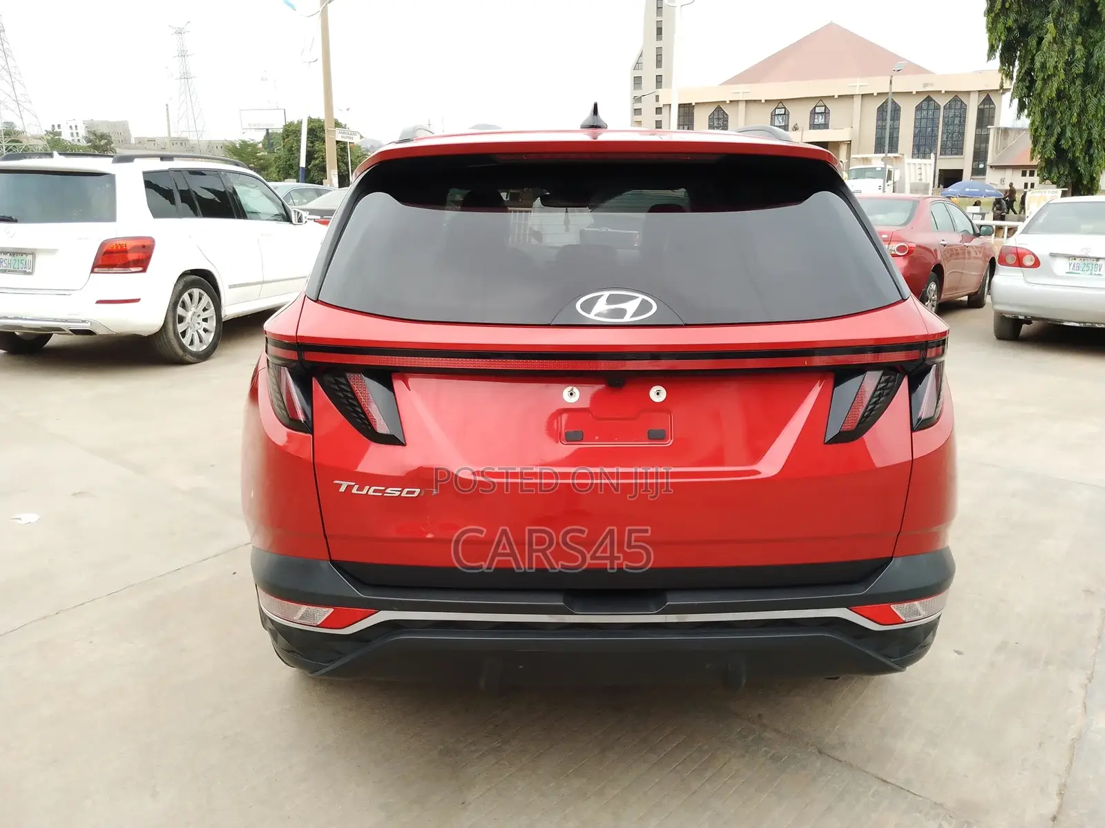 Hyundai Tucson 2022 Red