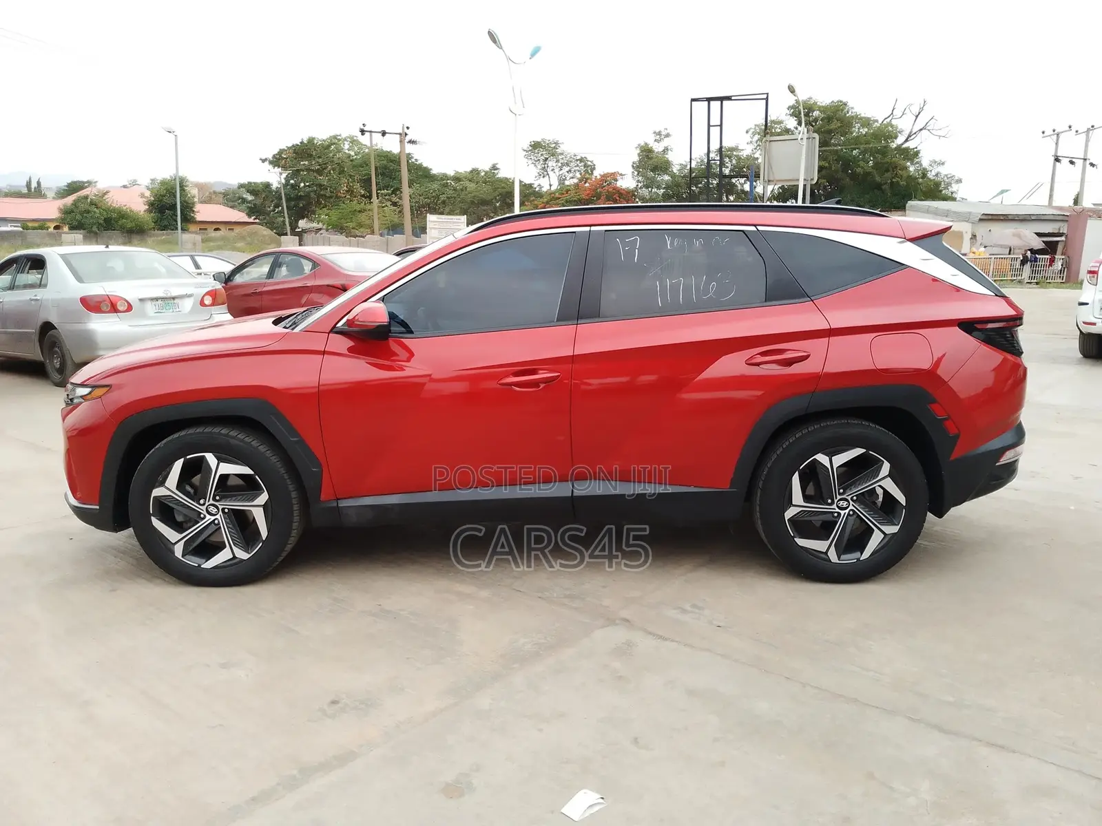 Hyundai Tucson 2022 Red