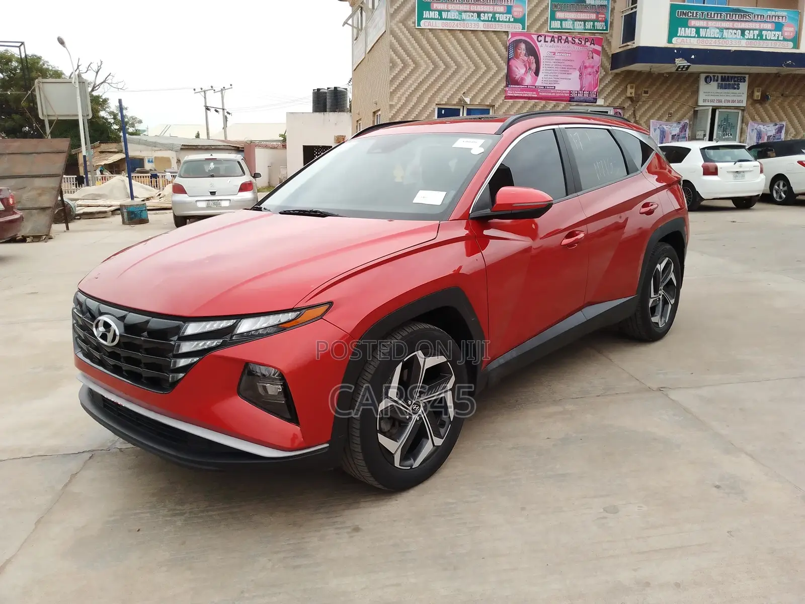 Hyundai Tucson 2022 Red