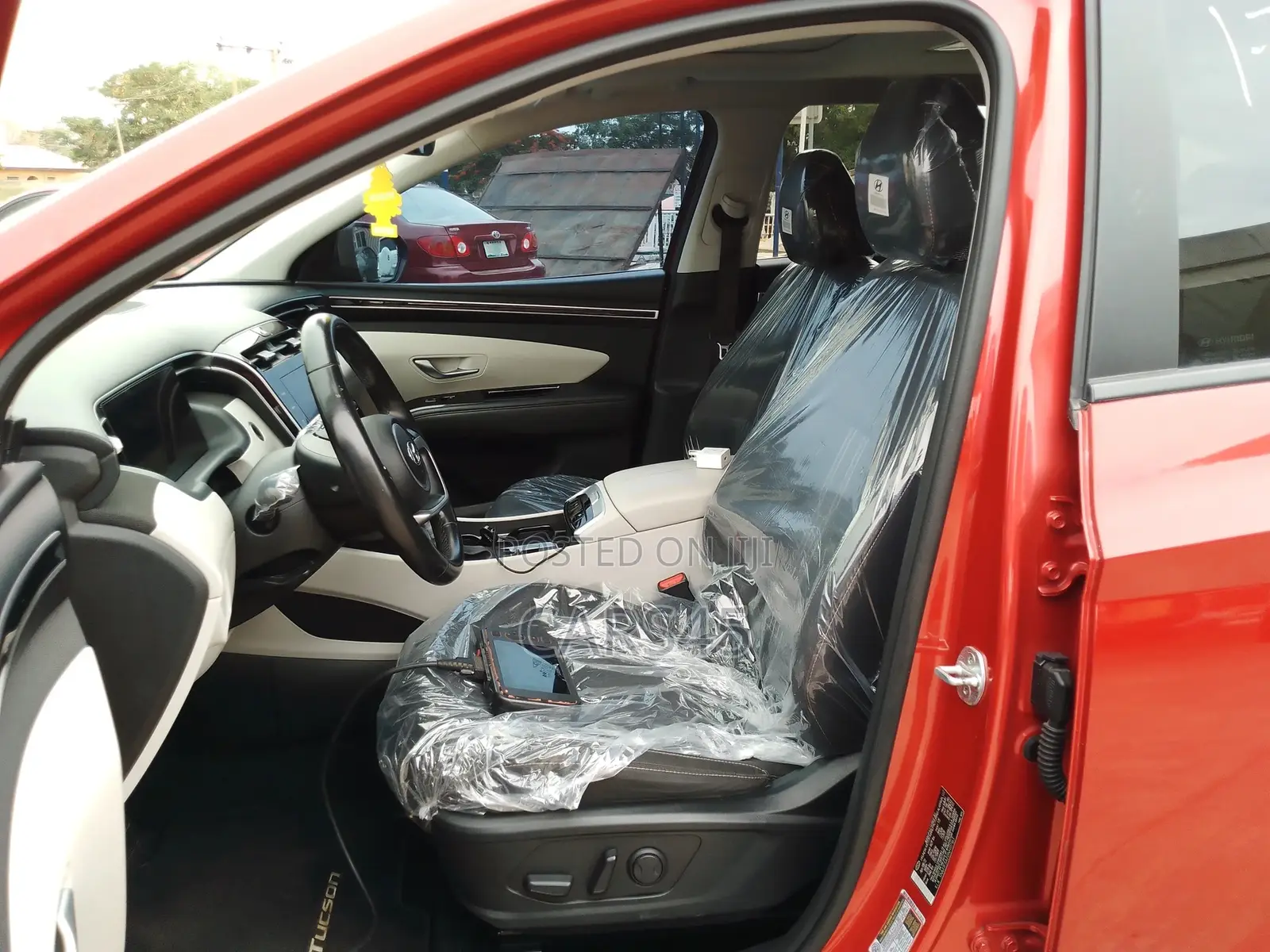 Hyundai Tucson 2022 Red