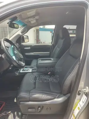 Toyota Tundra 2015 Silver