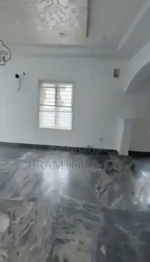4bdrm Townhouse / Terrace in Wuye for rent
