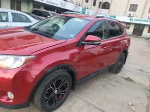 Toyota RAV4 LE 4dr SUV (2.5L 4cyl 6A) 2015 Red