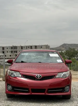 Toyota Camry 2014 Red