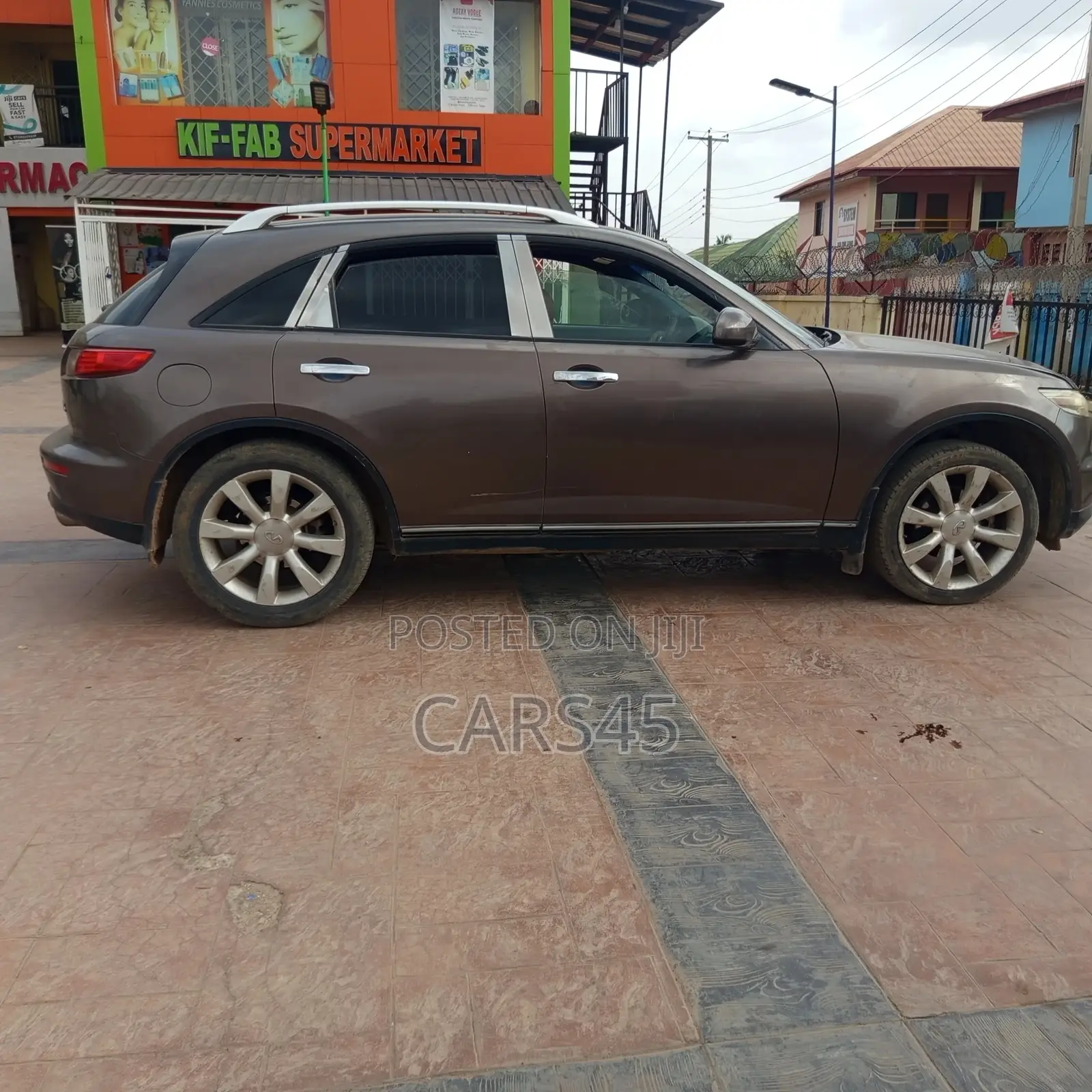 Infiniti FX35 2003 Brown