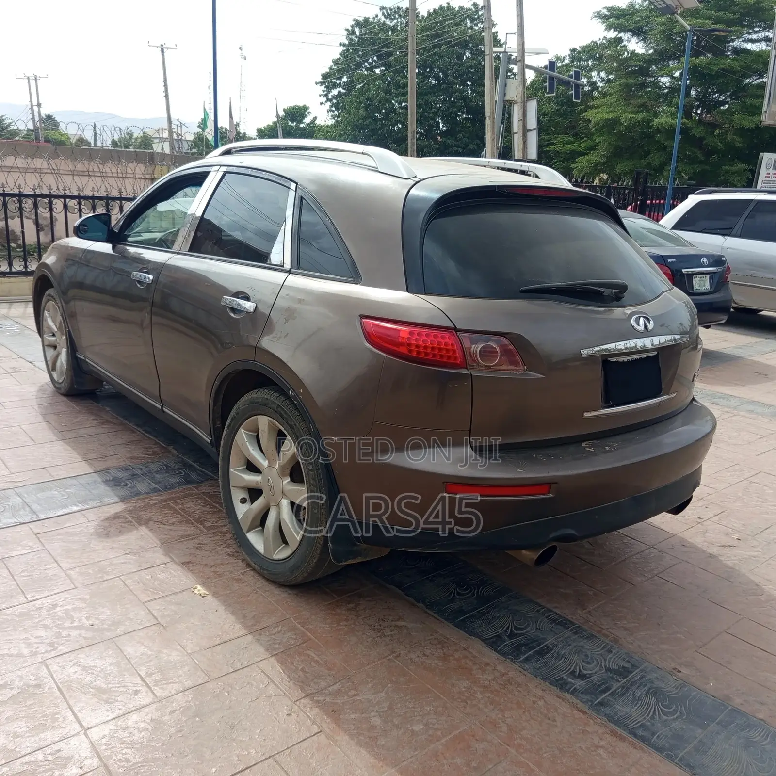 Infiniti FX35 2003 Brown