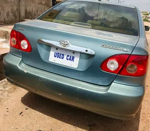 Toyota Corolla LE 2005 Green