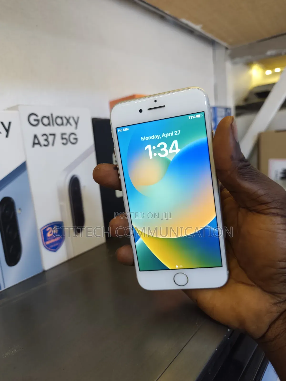 Apple iPhone 8 64 GB White