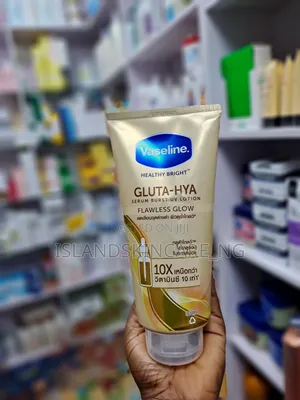 Vaseline Gluta Hya Flawless Glow 300ml