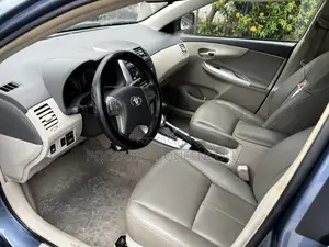 Toyota Corolla 2011 Blue