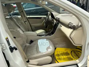Mercedes-Benz C280 2007 White