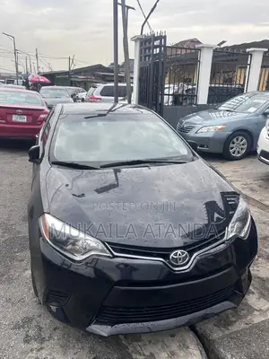 Toyota Corolla 2015 Black