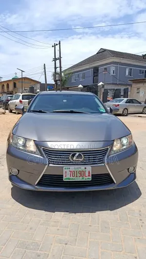 Lexus ES 2013 Gray