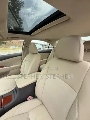 Lexus ES 350 2010 Red