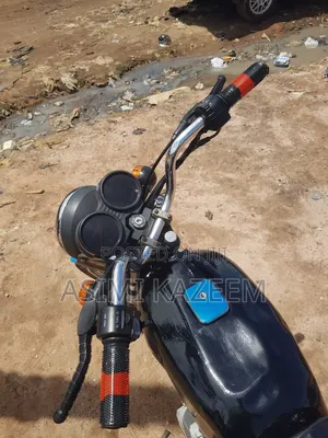 Bajaj Boxer 100 2023 Red