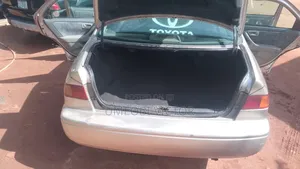 Toyota Camry 2002 Gold