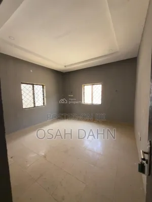 5bdrm Bungalow in Kaduna / Kaduna State for rent