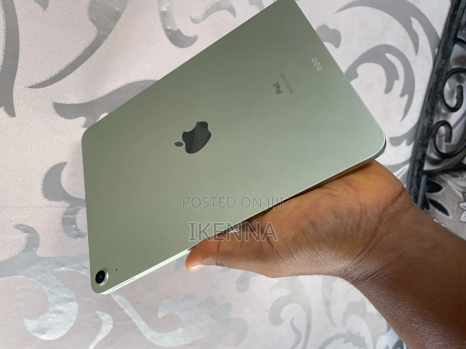 Apple iPad Air (2022) 64 GB