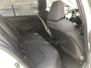 Toyota Corolla LE 2022 White
