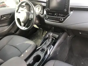 Toyota Corolla LE 2022 White