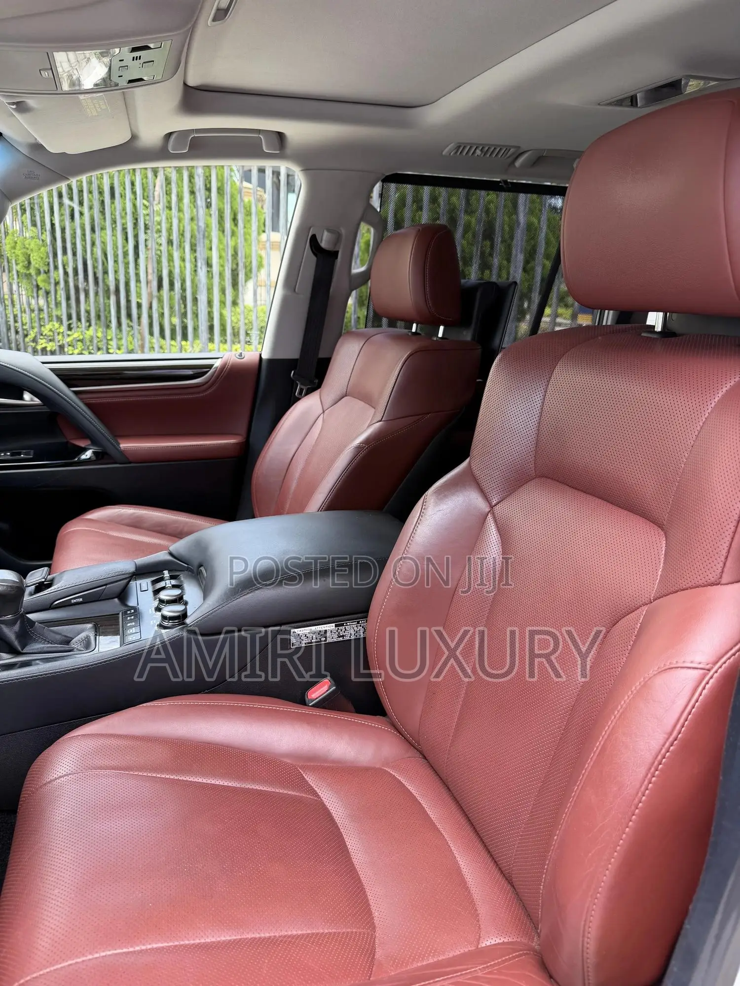 Lexus LX 570 AWD 2016 White