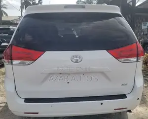 Toyota iQ 2013 White