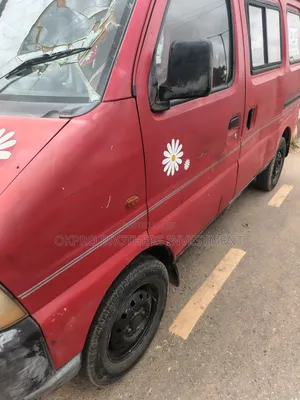 Suzuki APV Minibus 1993 Red