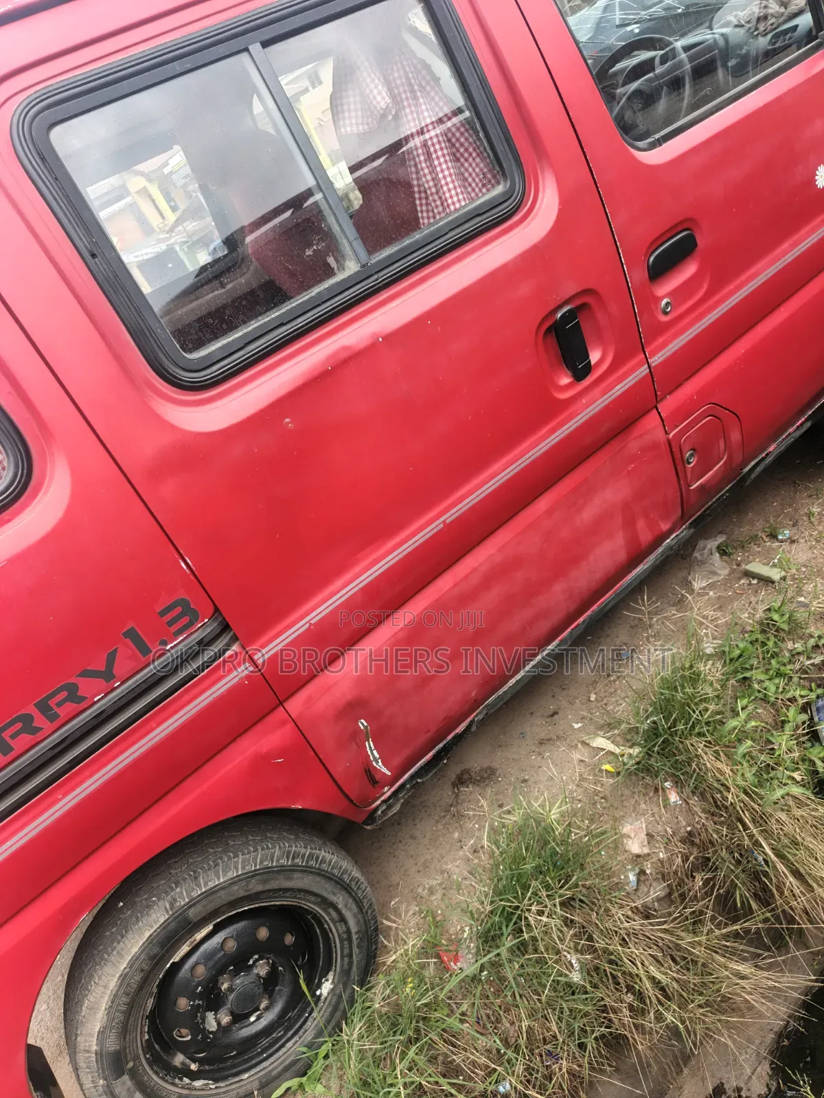 Suzuki APV Minibus 1993 Red