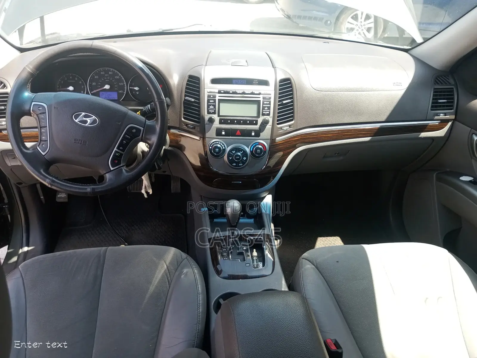 Hyundai Santa Fe 2012 Gray