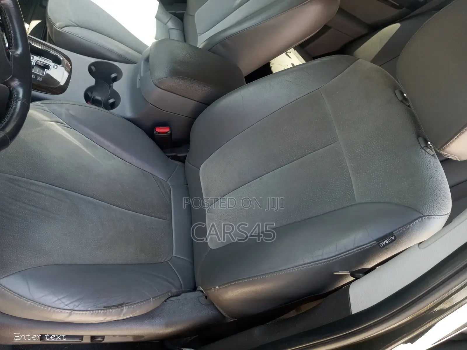 Hyundai Santa Fe 2012 Gray