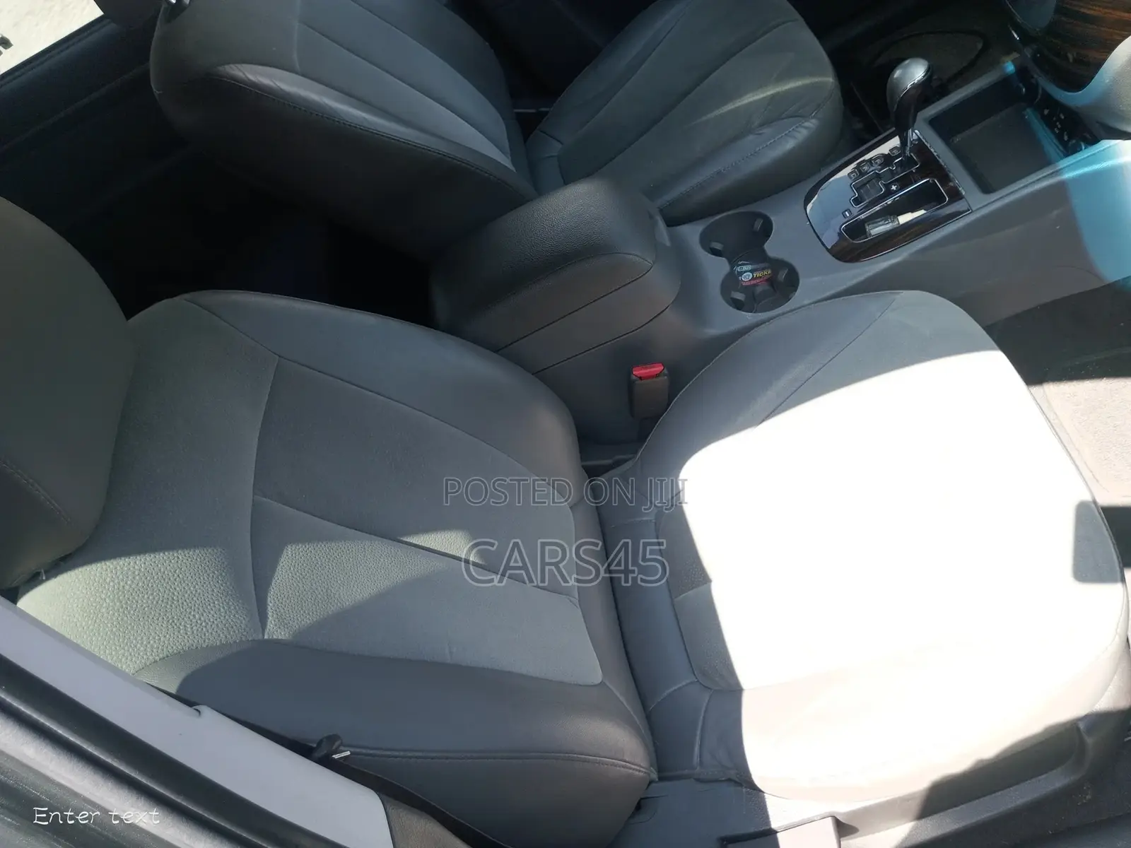 Hyundai Santa Fe 2012 Gray